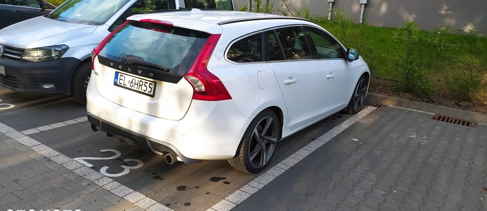 Volvo V60 cena 36900 przebieg: 222000, rok produkcji 2011 z Łódź małe 79